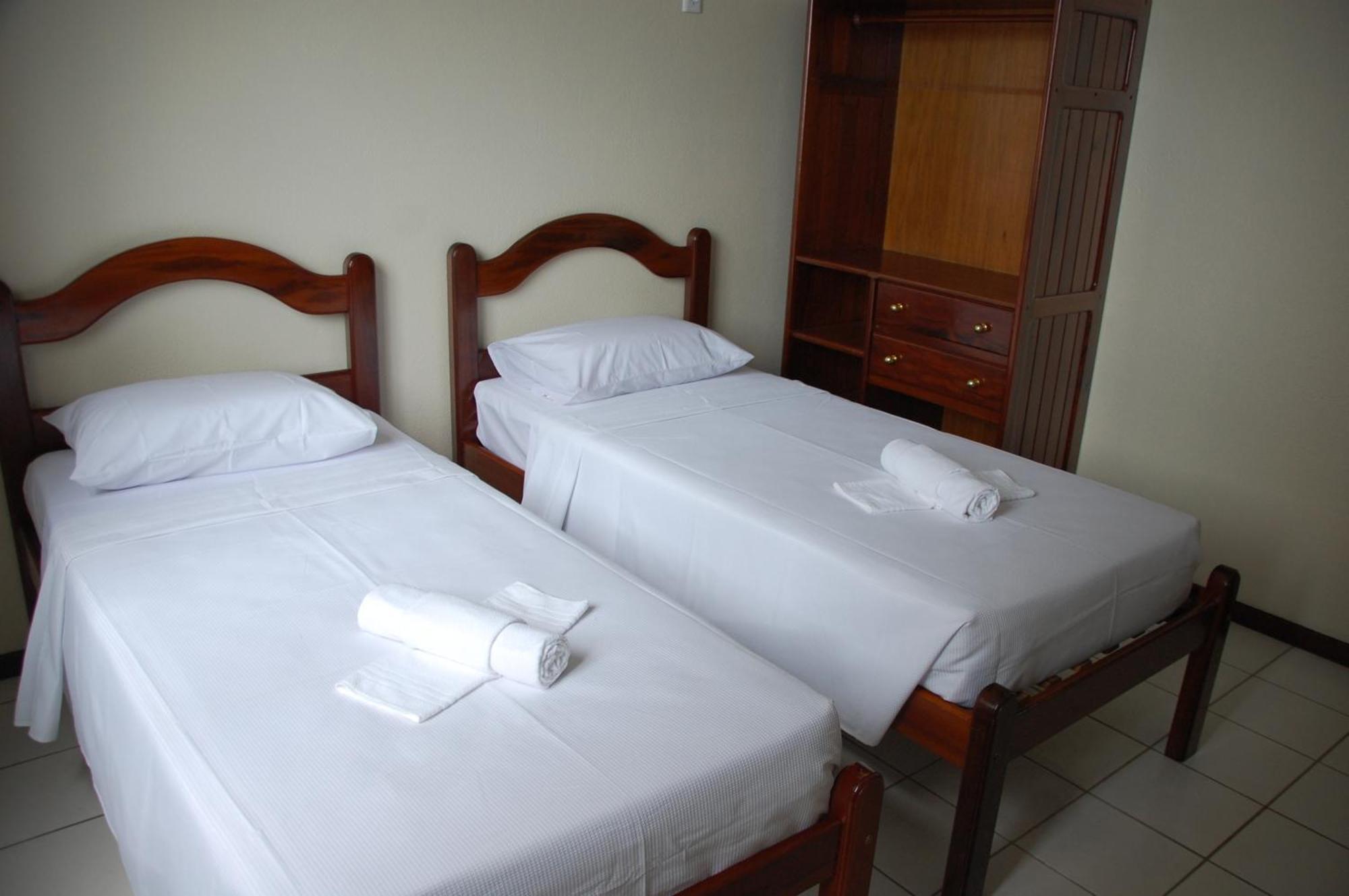 Hotel Netuno Beach Suites Fortaleza Oda fotoğraf